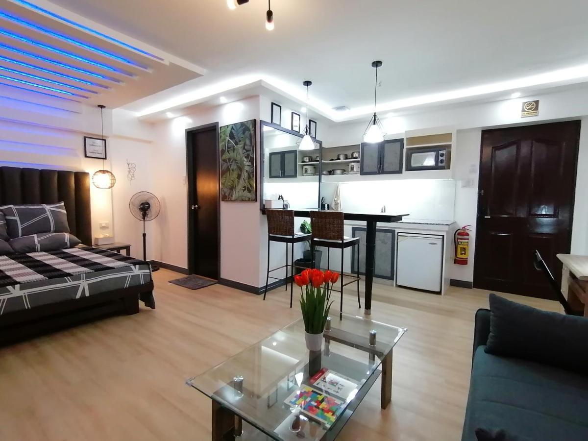 Condo Azur Suites E507 Near Airport, Netflix, Stylish, Cozy With Swimming Pool Isla de Mactán Exterior foto